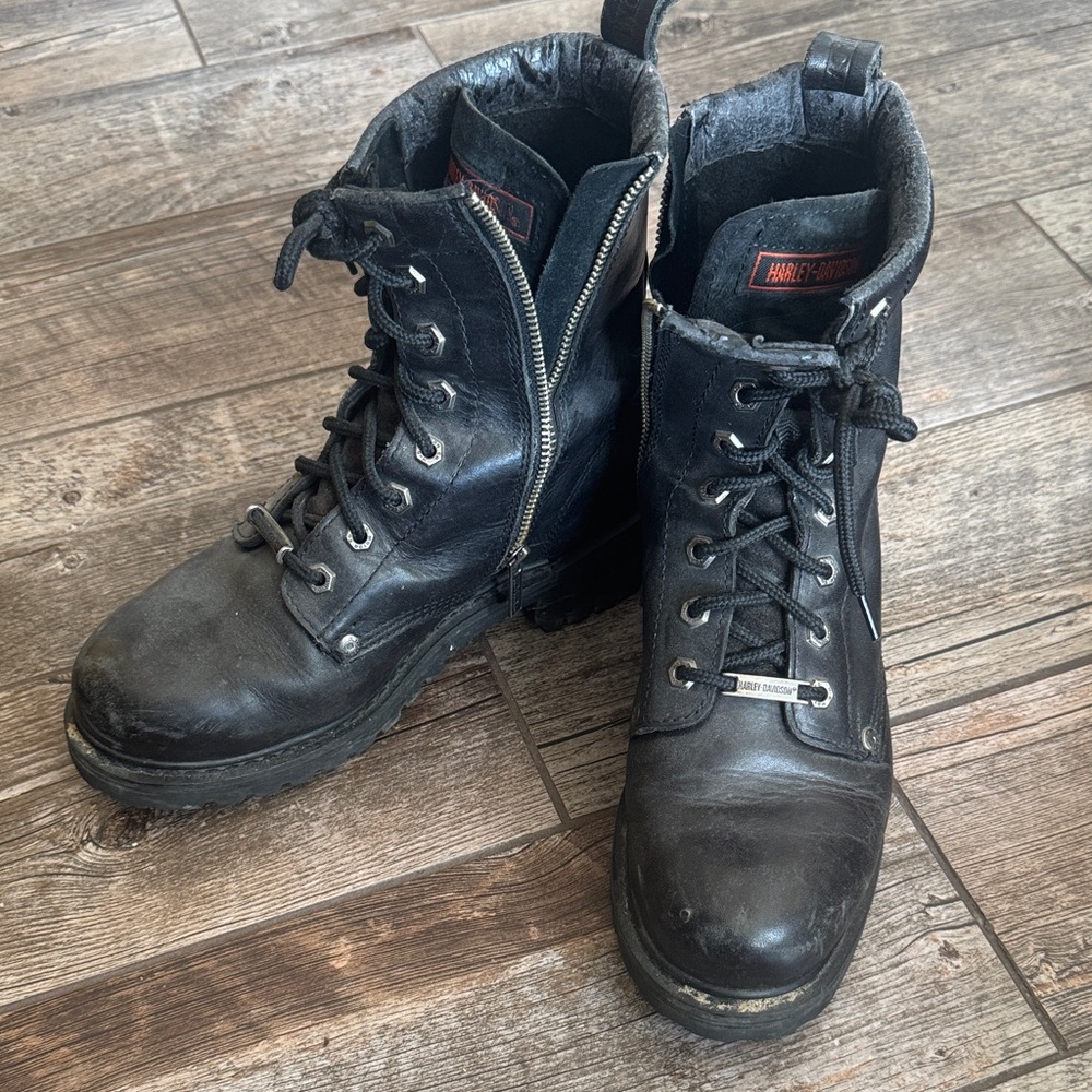 Harley-Davidson Black Lace-Up Women's Boots